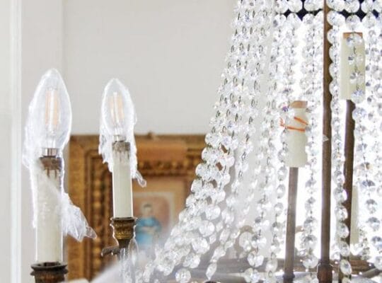 Chandelier installation and repair work, light fixture cleaning, dubai