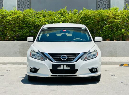 Nissan Altima 2018 White GCC Spec