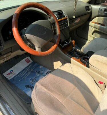 Lexus LS400 Model 1998