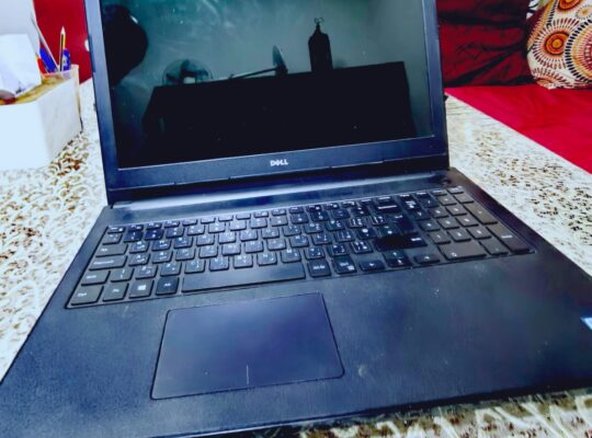 لابتوب ديل إنسبيرون 15 – أسود