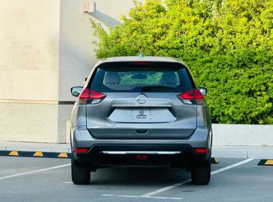 Nissan X-trail 2021 Gray GCC Zero Down payment