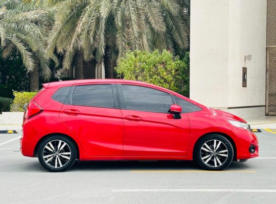 Honda jazz 2018 red for sale
