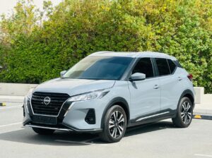 Nissan Kicks 2024 gcc spec Silver