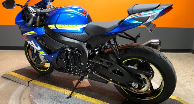 2017 SUZUKI GSX-R750 b