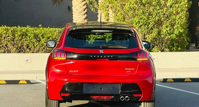 Peugeot 208 GT line 2022 red