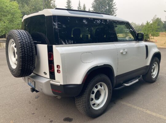 2022 Land Rover Defender 90