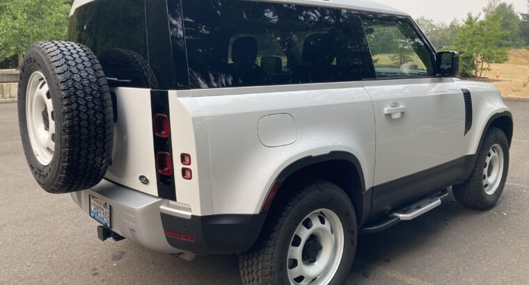 2022 Land Rover Defender 90
