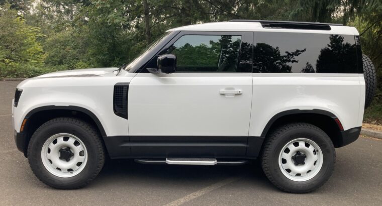 2022 Land Rover Defender 90