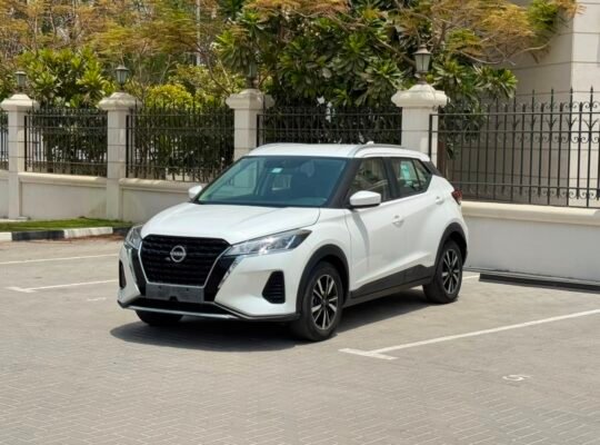 NISSAN KICKS 2024 GCC Spec White